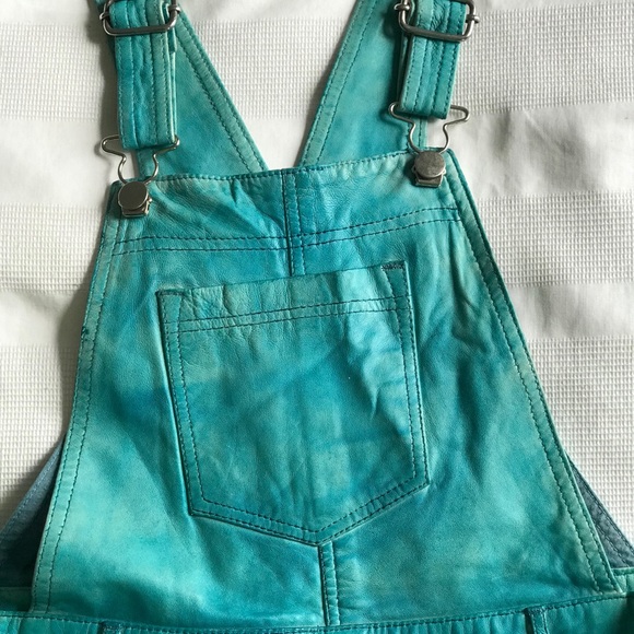 Leather short overalls - Picture 2 of 5
